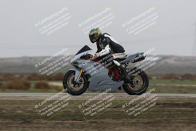 media/Nov-29-2025-TrackDaz (Sat) [[10ae2d9bce]]/C Group/Session 4 (Wheelie Bump)/